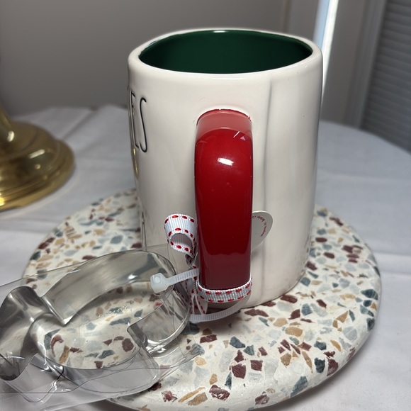 Rae Dunn Cookies for Santa coffee/tea/ cocoa mug with cookie cutter - Picture 3 of 6